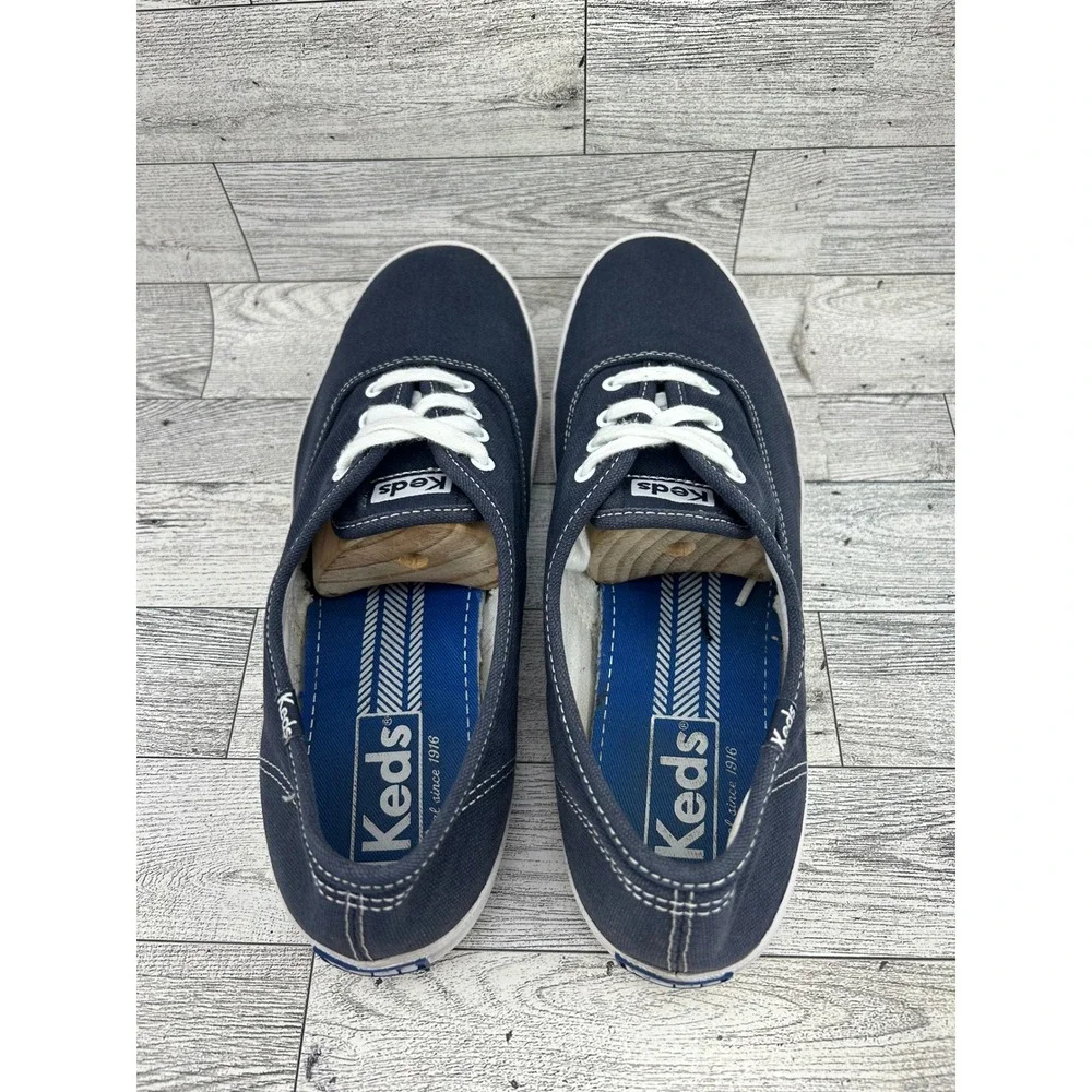 Keds toe interior